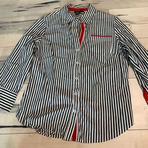 Women’s long sleeve shirt